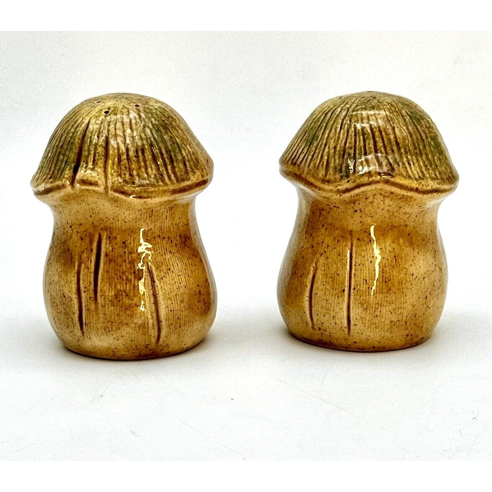Mushroom Salt & Pepper Shakers Large Vntg 1970s Holland Molds Mid Century Modern